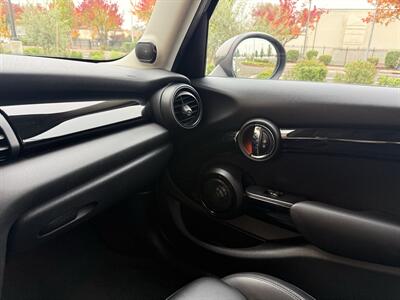 2016 MINI Hardtop 4 Door Cooper S   - Photo 24 - Elk Grove, CA 95624