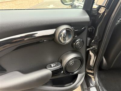 2016 MINI Hardtop 4 Door Cooper S   - Photo 29 - Elk Grove, CA 95624