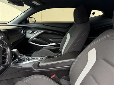 2017 Chevrolet Camaro LT   - Photo 10 - Elk Grove, CA 95624