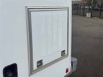 2011 Ford E-450 ECONOLINE SUPER DUTY VAN   - Photo 29 - Elk Grove, CA 95624