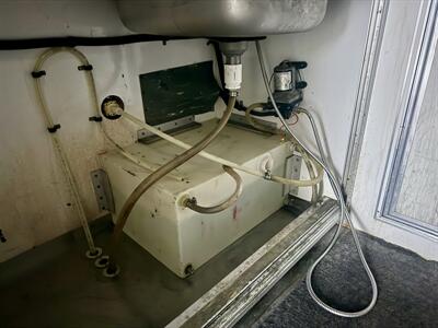 2011 Ford E-450 ECONOLINE SUPER DUTY VAN   - Photo 38 - Elk Grove, CA 95624