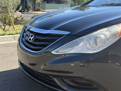 2011 Hyundai SONATA GLS   - Photo 10 - Elk Grove, CA 95624