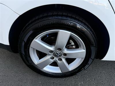 2009 Volkswagen Jetta S PZEV   - Photo 18 - Elk Grove, CA 95624