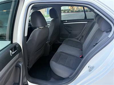 2009 Volkswagen Jetta S PZEV   - Photo 14 - Elk Grove, CA 95624