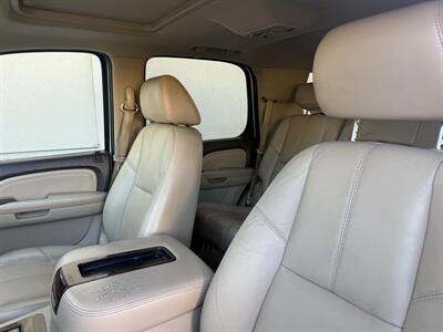 2007 GMC Yukon Denali   - Photo 11 - Elk Grove, CA 95624
