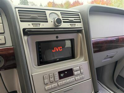 2005 Lincoln Navigator Luxury   - Photo 17 - Elk Grove, CA 95624