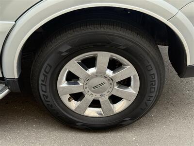 2005 Lincoln Navigator Luxury   - Photo 33 - Elk Grove, CA 95624