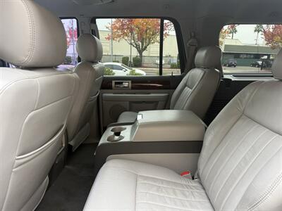 2005 Lincoln Navigator Luxury   - Photo 19 - Elk Grove, CA 95624