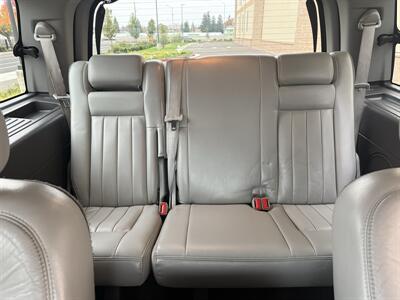 2005 Lincoln Navigator Luxury   - Photo 21 - Elk Grove, CA 95624