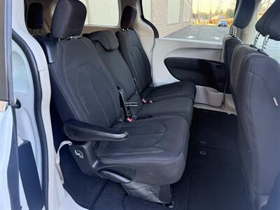 2017 Chrysler Pacifica Touring - Photo 19 - Elk Grove, CA 95624