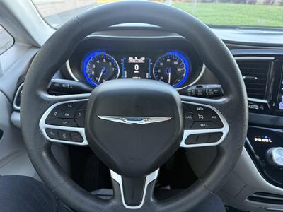 2017 Chrysler Pacifica Touring - Photo 9 - Elk Grove, CA 95624