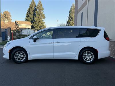 2017 Chrysler Pacifica Touring - Photo 7 - Elk Grove, CA 95624