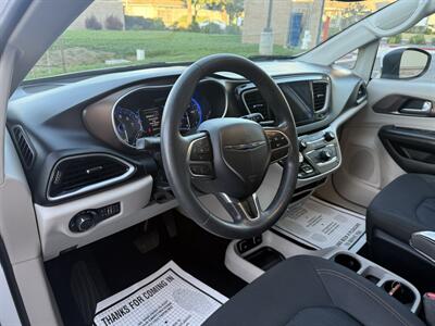 2017 Chrysler Pacifica Touring - Photo 13 - Elk Grove, CA 95624