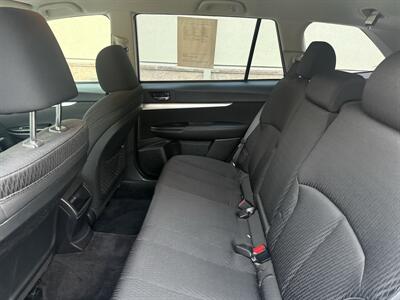 2010 Subaru Outback 2.5i - Photo 18 - Elk Grove, CA 95624