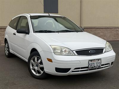 2005 Ford Focus ZX3 SE Hatchback