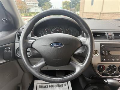 2005 Ford Focus ZX3 SE   - Photo 21 - Elk Grove, CA 95624