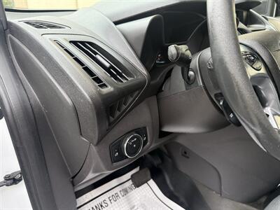 2015 Ford Transit Connect XL   - Photo 12 - Elk Grove, CA 95624