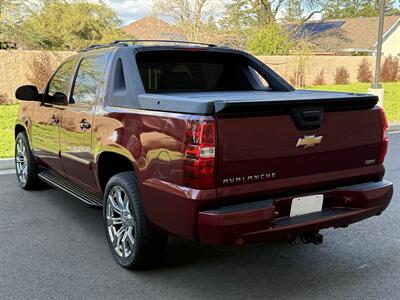 2008 Chevrolet Avalanche LS - Photo 4 - Elk Grove, CA 95624
