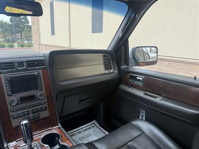 2014 Lincoln Navigator   - Photo 12 - Elk Grove, CA 95624