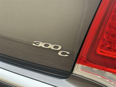 2016 Chrysler 300C Platinum   - Photo 16 - Elk Grove, CA 95624