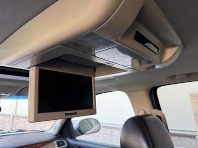 2012 Chevrolet Suburban LT   - Photo 14 - Elk Grove, CA 95624