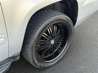 2012 Chevrolet Suburban LT   - Photo 22 - Elk Grove, CA 95624