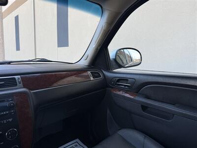 2012 Chevrolet Suburban LT   - Photo 16 - Elk Grove, CA 95624