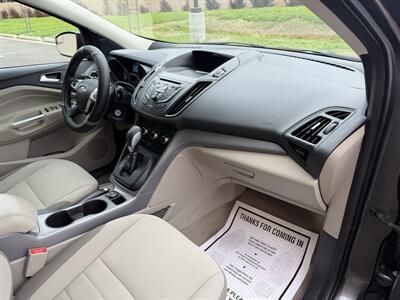 2015 Ford Escape SE - Photo 14 - Elk Grove, CA 95624