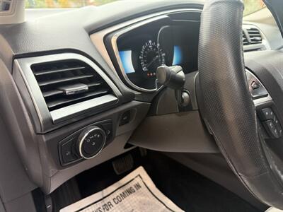 2016 Ford Fusion Hybrid S   - Photo 12 - Elk Grove, CA 95624