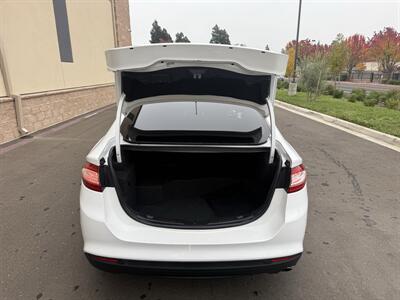 2016 Ford Fusion Hybrid S   - Photo 21 - Elk Grove, CA 95624