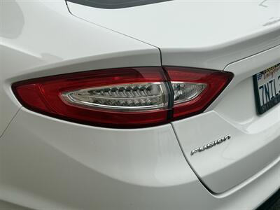 2016 Ford Fusion Hybrid S   - Photo 29 - Elk Grove, CA 95624