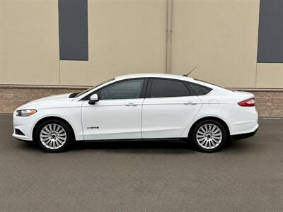 2016 Ford Fusion Hybrid S   - Photo 5 - Elk Grove, CA 95624