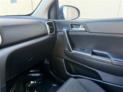 2018 Kia Sportage LX   - Photo 18 - Elk Grove, CA 95624