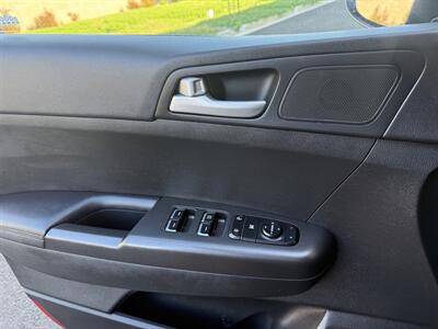 2018 Kia Sportage LX   - Photo 14 - Elk Grove, CA 95624