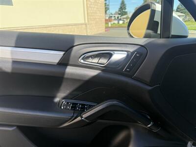 2012 Porsche Cayenne Tiptronic   - Photo 13 - Elk Grove, CA 95624