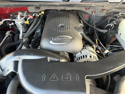 2003 Chevrolet Suburban 1500 LT   - Photo 15 - Elk Grove, CA 95624