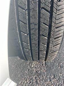 2020 Toyota Camry Hybrid SE  Hybrid - Photo 16 - San Diego, CA 92115