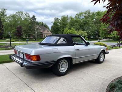 1984 Mercedes-Benz 380 SL   - Photo 96 - Laguna Niguel, CA 92677