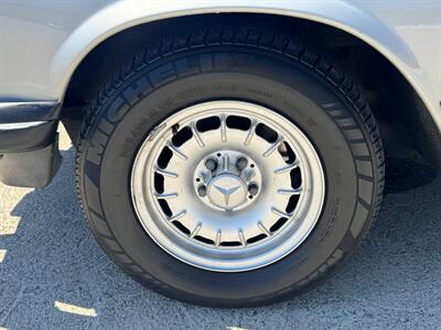 1984 Mercedes-Benz 380 SL   - Photo 89 - Laguna Niguel, CA 92677