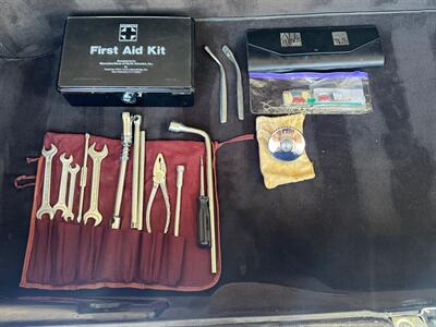 1984 Mercedes-Benz 380 SL   - Photo 87 - Laguna Niguel, CA 92677