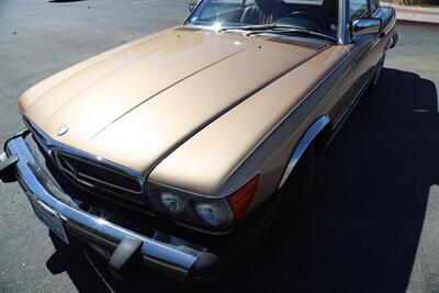 1986 Mercedes-Benz 560 SL   - Photo 7 - Laguna Niguel, CA 92677