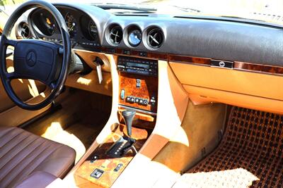 1986 Mercedes-Benz 560 SL   - Photo 49 - Laguna Niguel, CA 92677