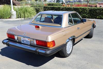 1986 Mercedes-Benz 560 SL   - Photo 20 - Laguna Niguel, CA 92677