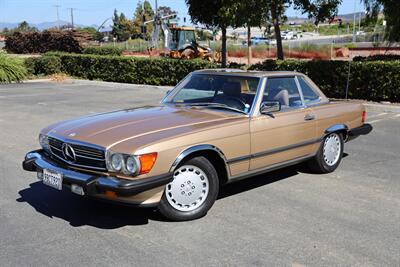 1986 Mercedes-Benz 560 SL   - Photo 8 - Laguna Niguel, CA 92677