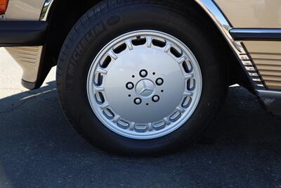 1986 Mercedes-Benz 560 SL   - Photo 61 - Laguna Niguel, CA 92677