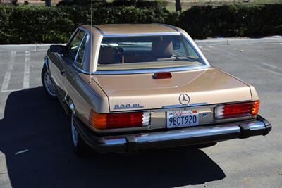 1986 Mercedes-Benz 560 SL   - Photo 23 - Laguna Niguel, CA 92677
