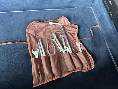 1986 Mercedes-Benz 560 SL - Photo 95 - Laguna Niguel, CA 92677