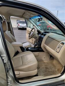 2010 Ford Escape Limited   - Photo 11 - Topeka, KS 66608