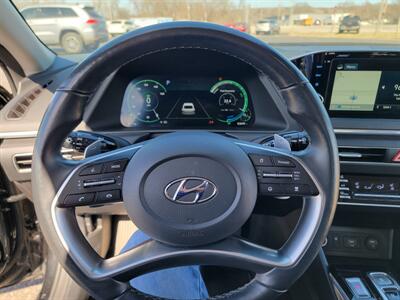 2021 Hyundai SONATA Hybrid Limited   - Photo 9 - Topeka, KS 66608