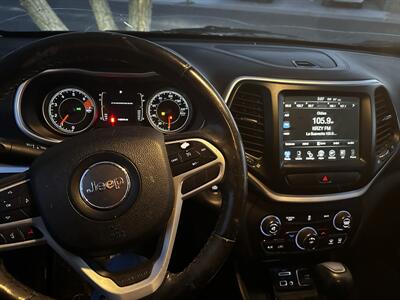 2018 Jeep Cherokee Latitude Plus   - Photo 5 - Albuquerque, NM 87123